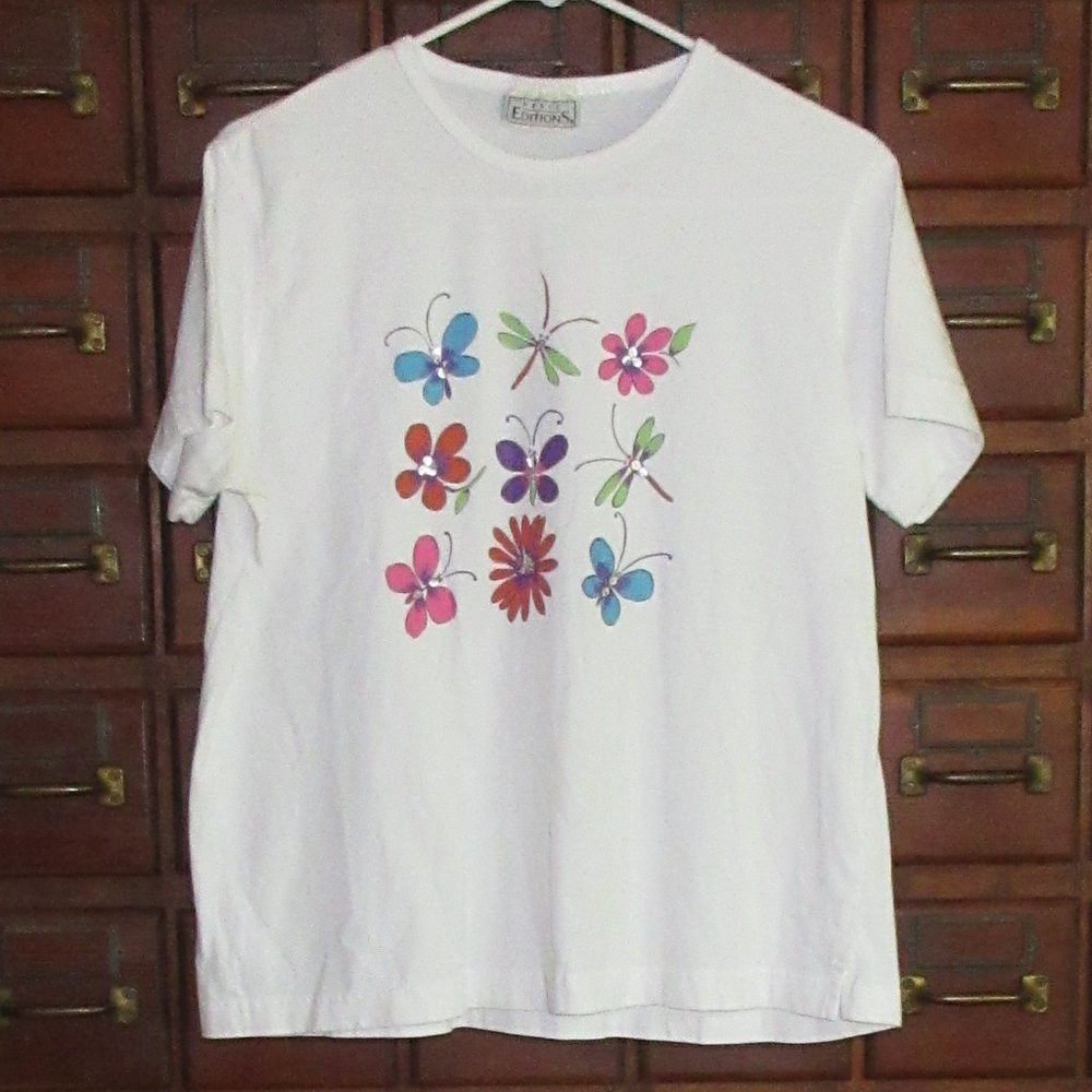Medium White Short Sleeve Floral Tee